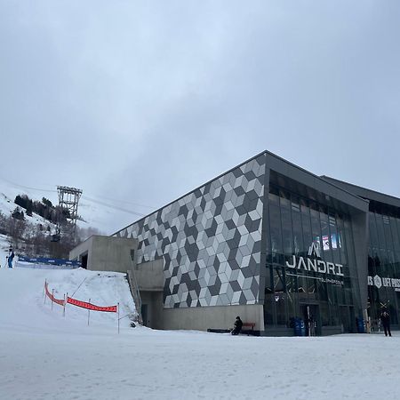Petit Appartement Labellise Les 2 Alpes Residence Arc En Ciel Telesiege Petite Aiguille 莱德萨阿尔卑斯 外观 照片